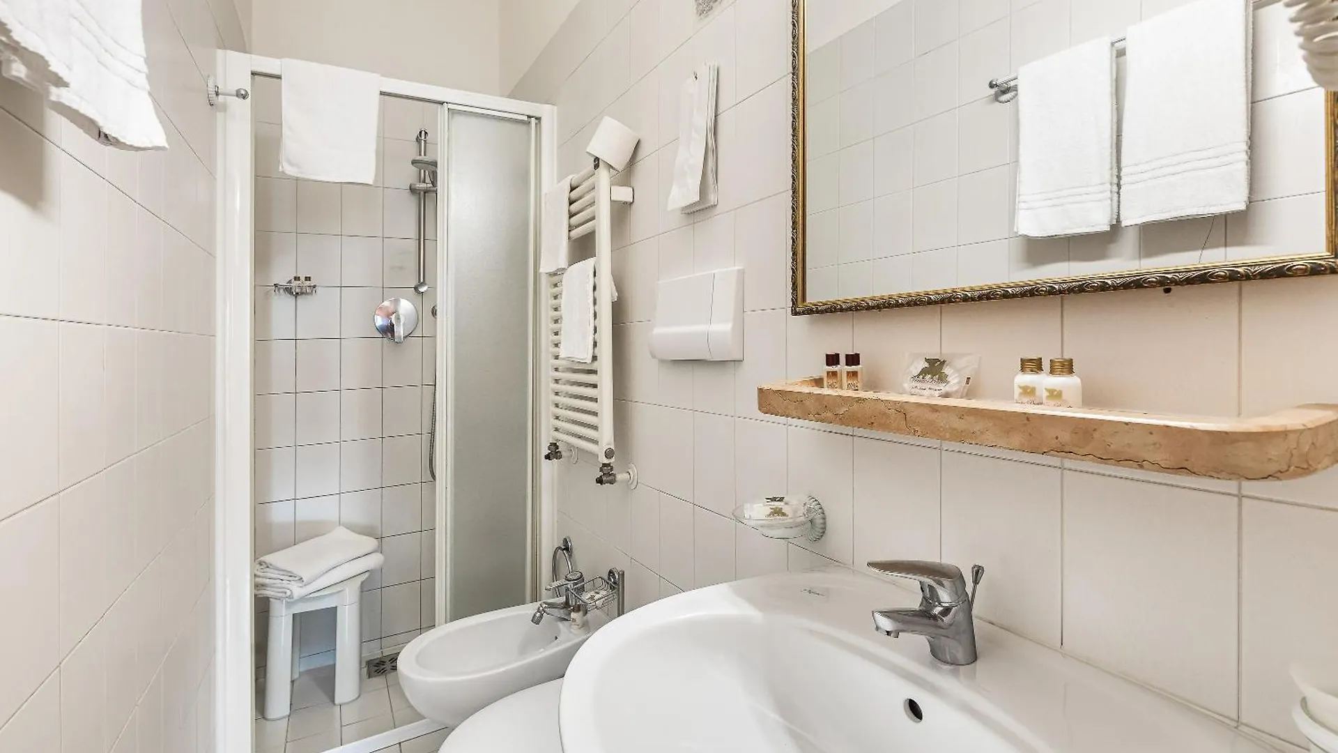 Hotel Marconi Венеция