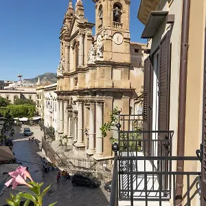 https://peonia-boutique-apartments.sicilyhotelsitaly.net