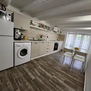  Appartement Don Vito's Home, Dsg2 Short Lets, 250 Mt Metro Italie